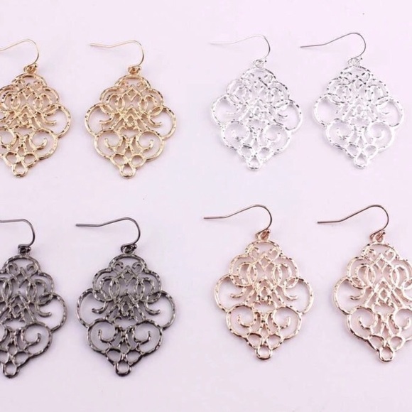 Moroccan Filigree Earrings - Gold - Picture 3 of 3